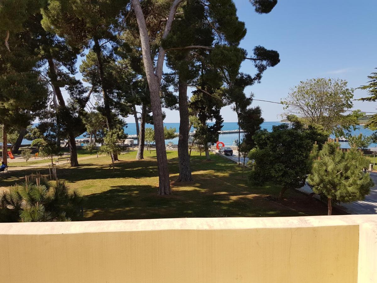 Emily Deluxe Superior 5 Star Studio Apartment, Your Piece Of Heaven With Sea & Park View Novigrad Istria Eksteriør bilde