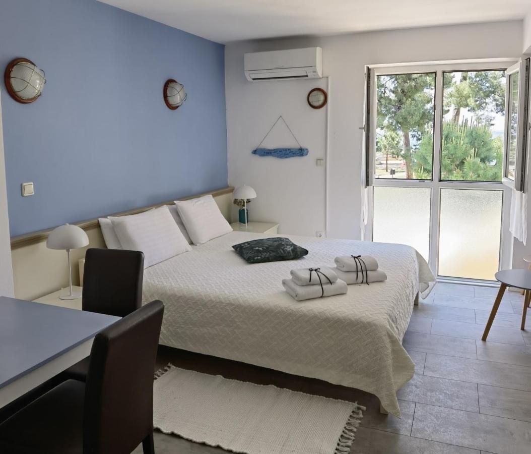 Emily Deluxe Superior 5 Star Studio Apartment, Your Piece Of Heaven With Sea & Park View Novigrad Istria Eksteriør bilde